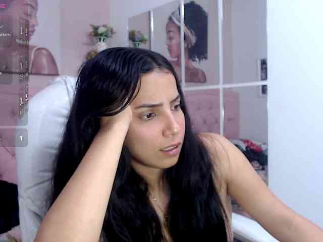 zoe-cortezz webcam
