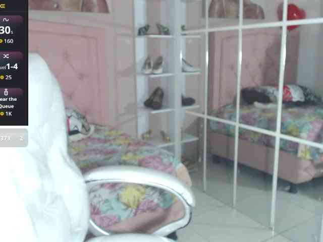 zoe-cortezz Live Webcam on BongaCams