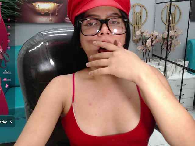 zoe-cortezz webcam