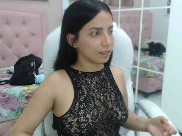 zoe-cortezz zoe-cortezz