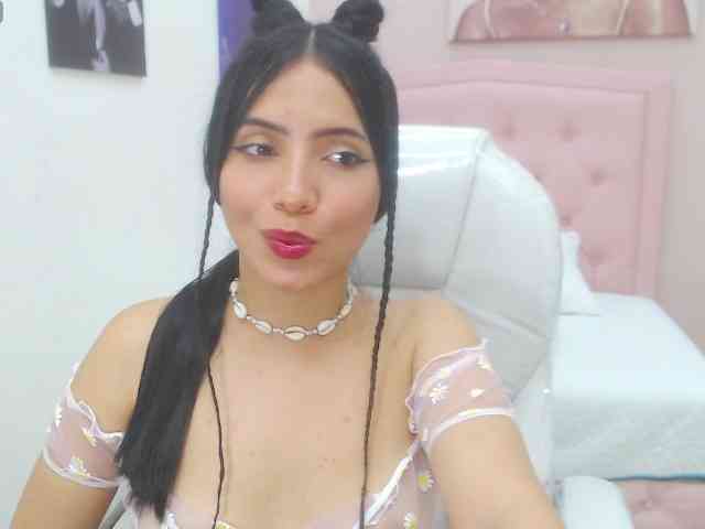 zoe-cortezz webcam