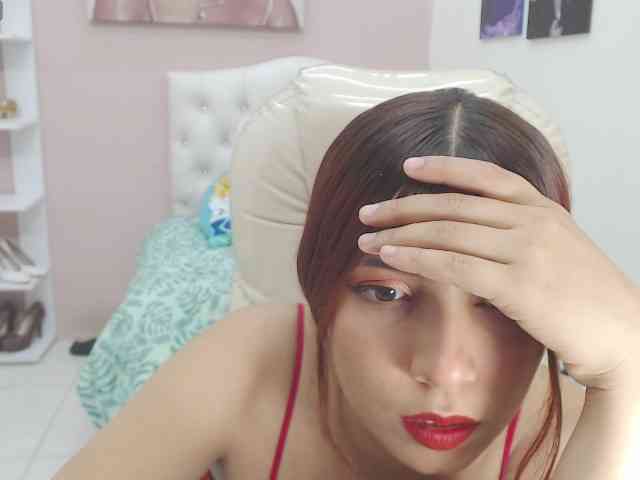 zoe-cortezz webcam
