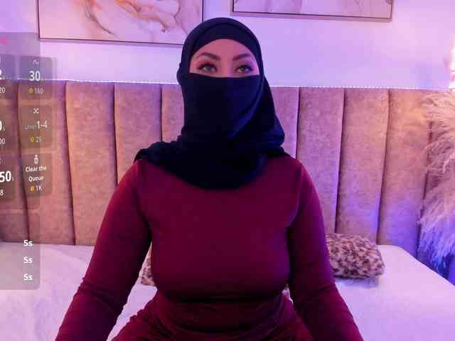 Azzaa0 Live Webcam on BongaCams