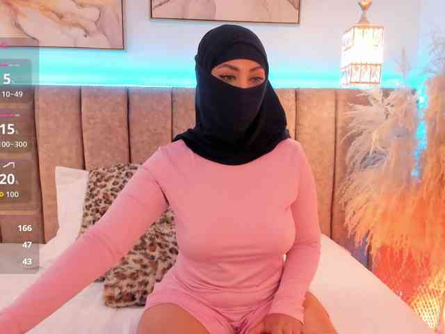 Azzaa0 webcam