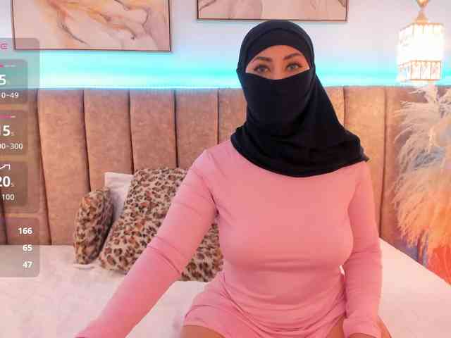 Azzaa0 webcam