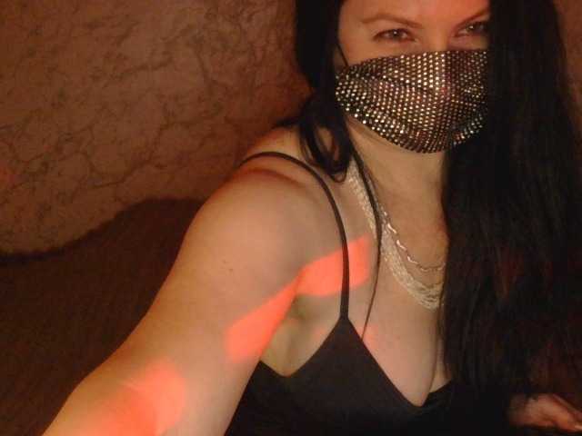 Florena-1's BongaCams show and profile