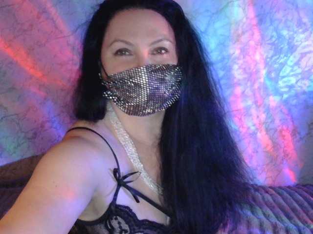 Florena-1's BongaCams show and profile