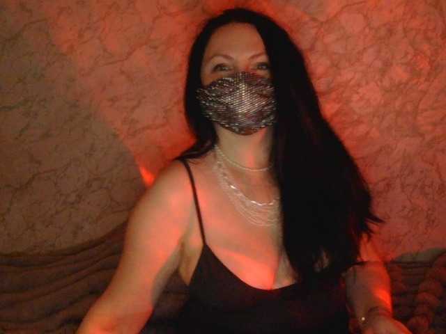 Florena-1's BongaCams show and profile