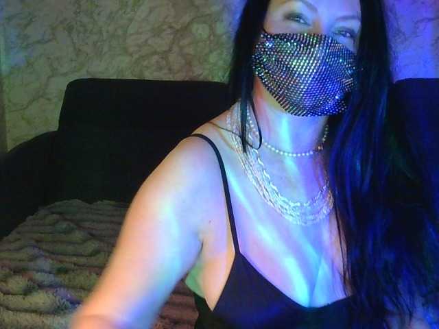 Florena-1's BongaCams show and profile