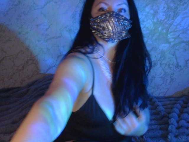 Florena-1's BongaCams show and profile