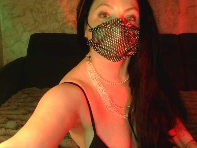 Florena-1's BongaCams show and profile