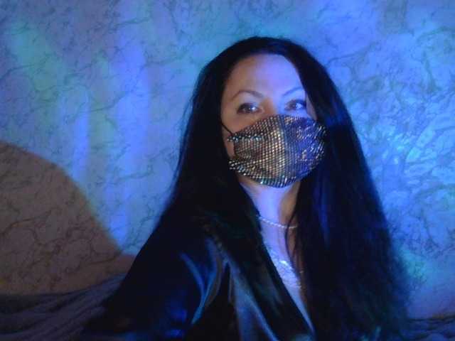 Florena-1's BongaCams show and profile