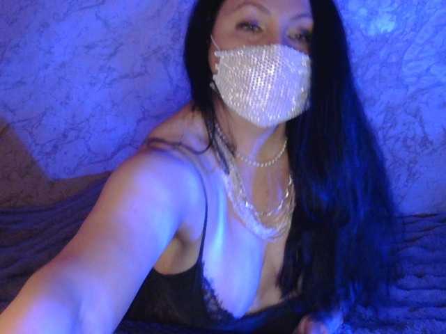 Florena-1's BongaCams show and profile