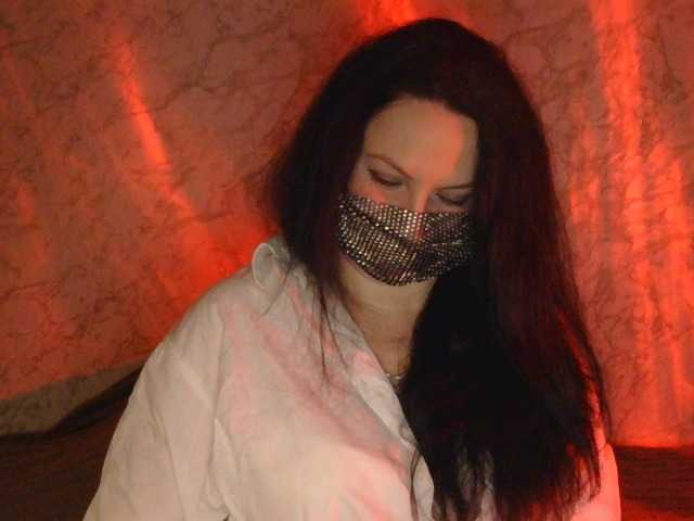 Florena-1's BongaCams show and profile