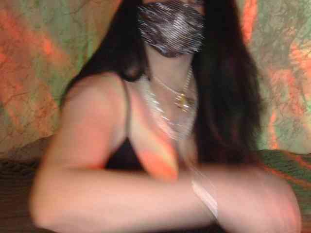 Florena-1 Live Webcam on BongaCams