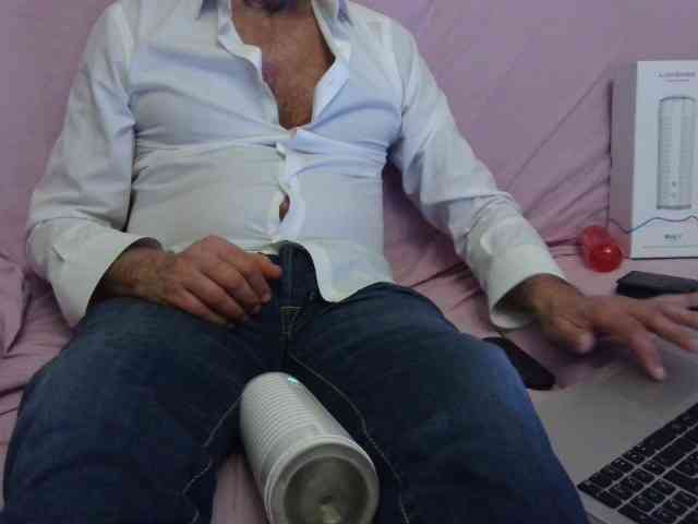 Misterocks Live Webcam on BongaCams