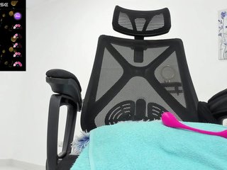 nadiaSamiri Porn Show