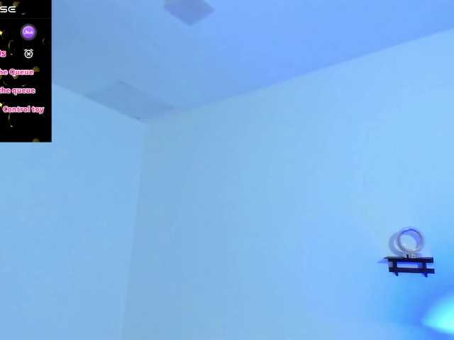 nadiaSamiri's BongaCams show and profile