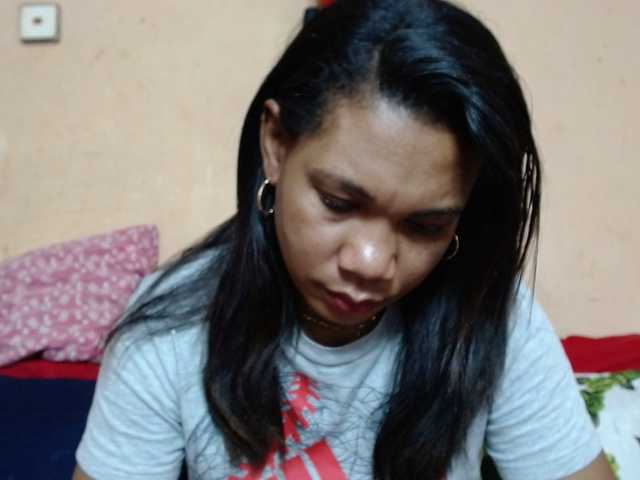 Rsylvie's BongaCams show and profile