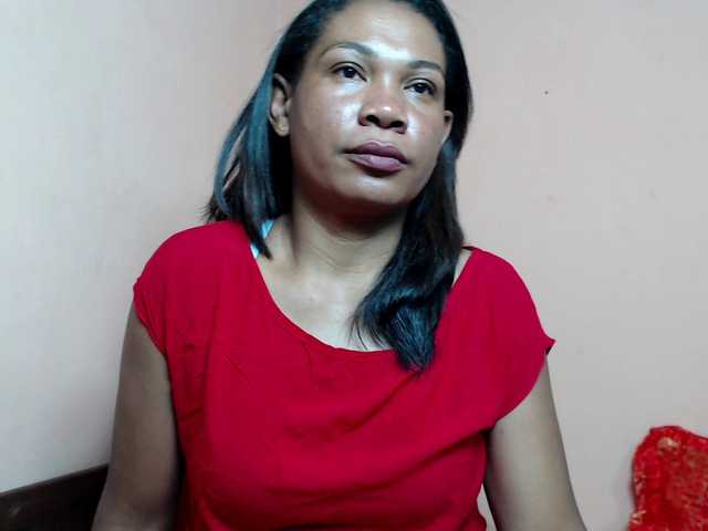 Rsylvie's BongaCams show and profile