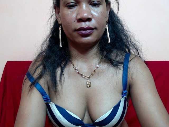 Rsylvie's BongaCams show and profile