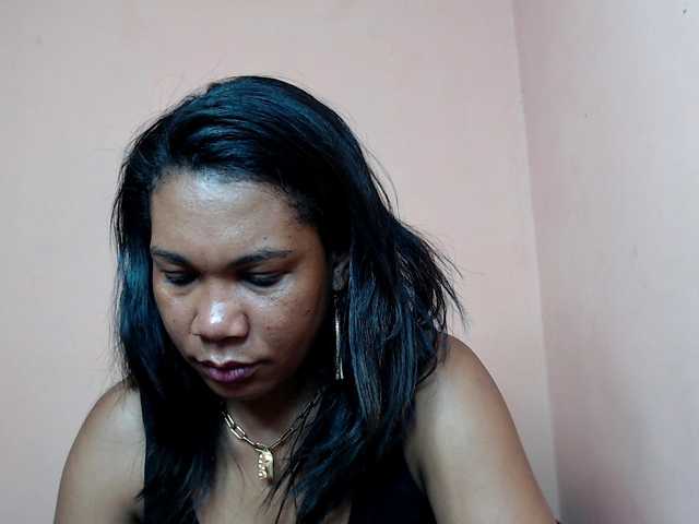 Rsylvie's BongaCams show and profile