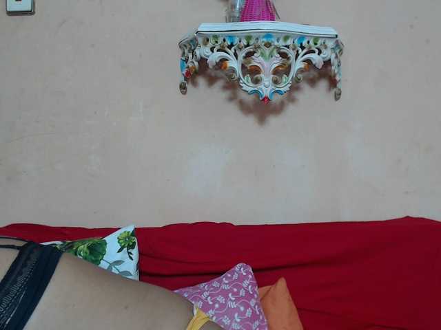 Rsylvie's BongaCams show and profile