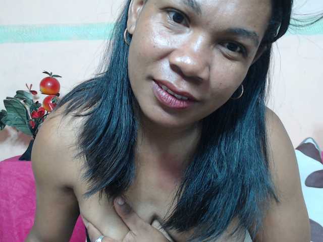 Rsylvie's BongaCams show and profile