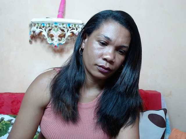 Rsylvie's BongaCams show and profile