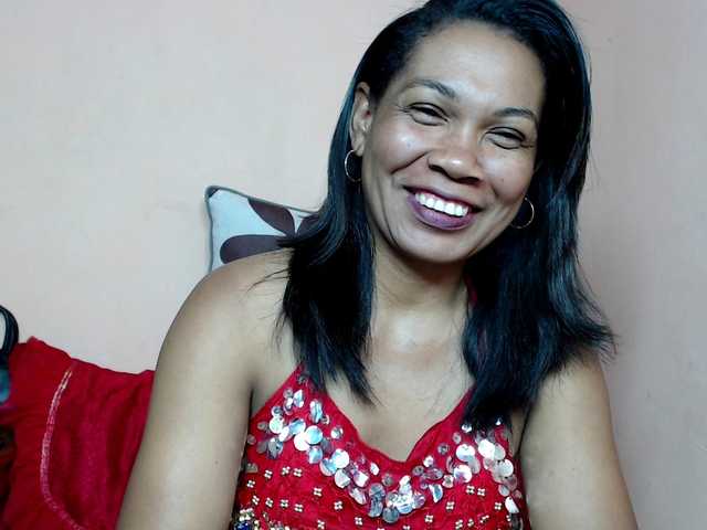 Rsylvie's BongaCams show and profile