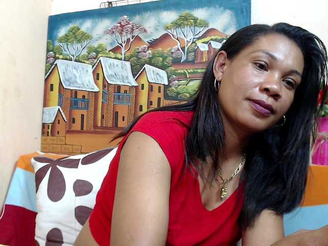 Rsylvie's BongaCams show and profile