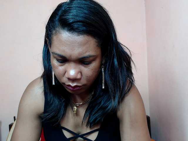 Rsylvie's BongaCams show and profile