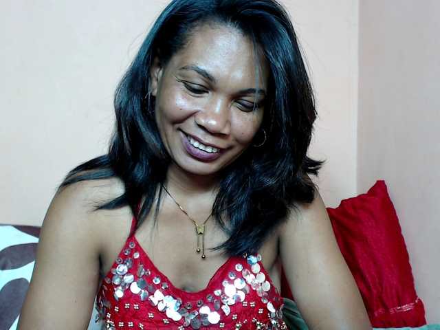 Rsylvie's BongaCams show and profile