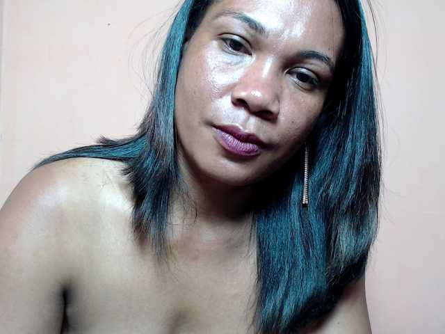 Rsylvie's BongaCams show and profile