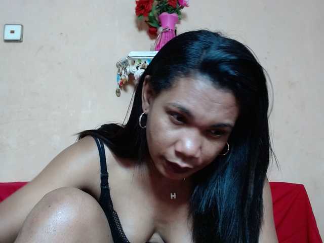 Rsylvie's BongaCams show and profile