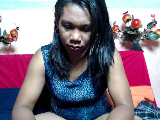 Rsylvie's BongaCams show and profile