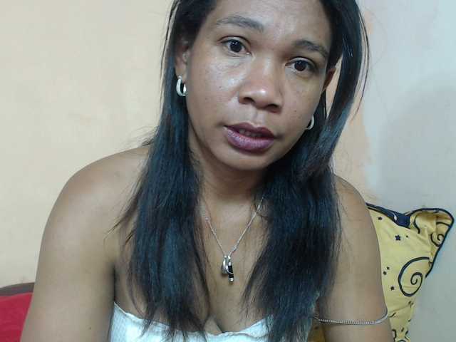 Rsylvie's BongaCams show and profile