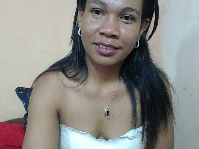 Rsylvie's BongaCams show and profile