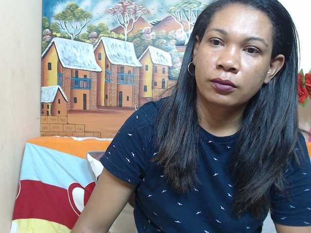 Rsylvie's BongaCams show and profile