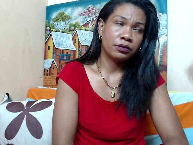 Rsylvie Live Webcam on BongaCams