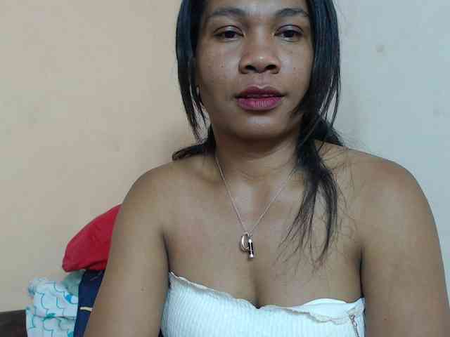 Rsylvie Live Webcam on BongaCams