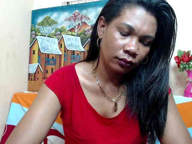 Rsylvie Live Webcam on BongaCams