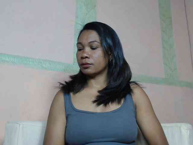 Rsylvie Live Webcam on BongaCams