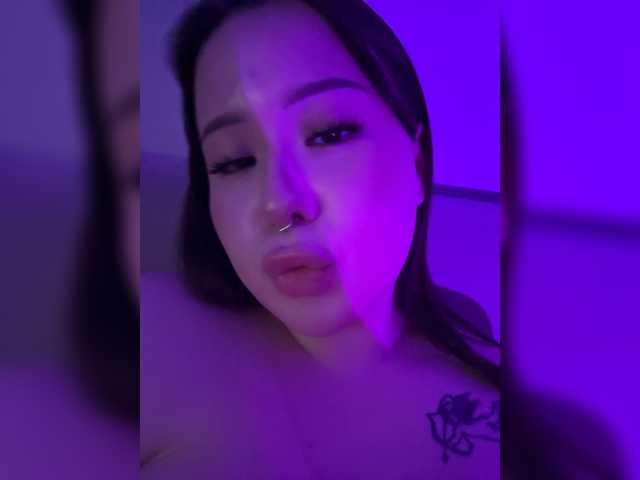 CateLong's BongaCams show and profile