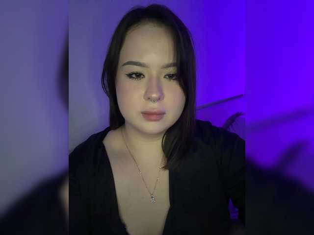 CateLong's BongaCams show and profile