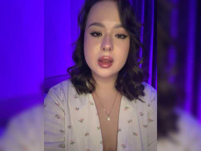 CateLong's BongaCams show and profile