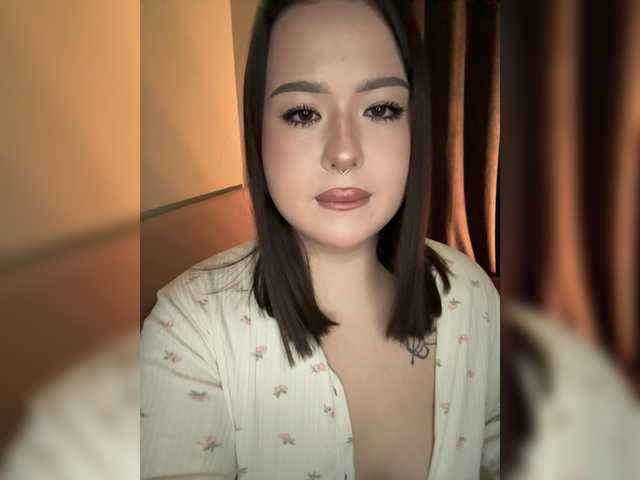 CateLong's BongaCams show and profile