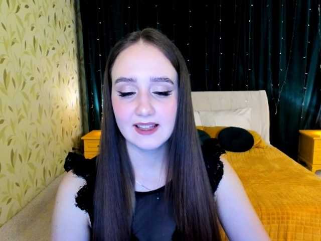 SabrinaCandi's BongaCams show and profile