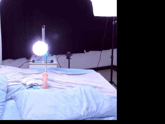 Allyson-Fiore webcam