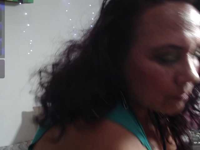 birdydavis69's BongaCams show and profile